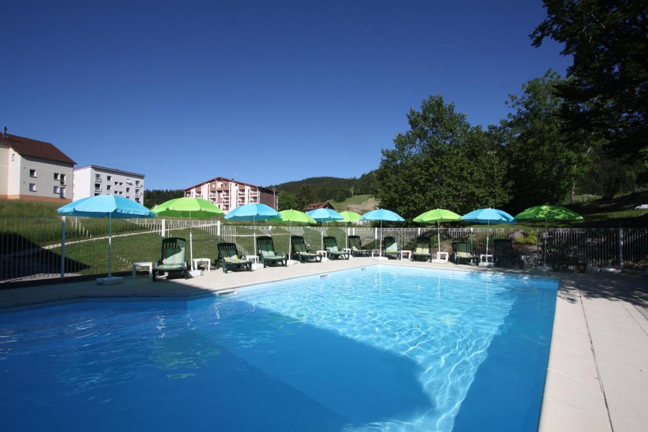 Village De Vacances Les Chevreuils Bellefontaine  Экстерьер фото